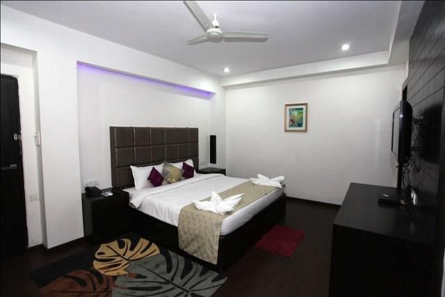 Oyster Airport Hotel Hyderabad Exterior photo