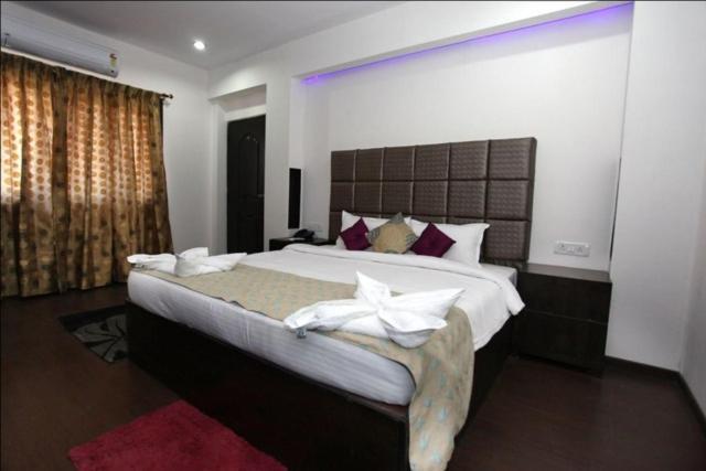 Oyster Airport Hotel Hyderabad Exterior photo